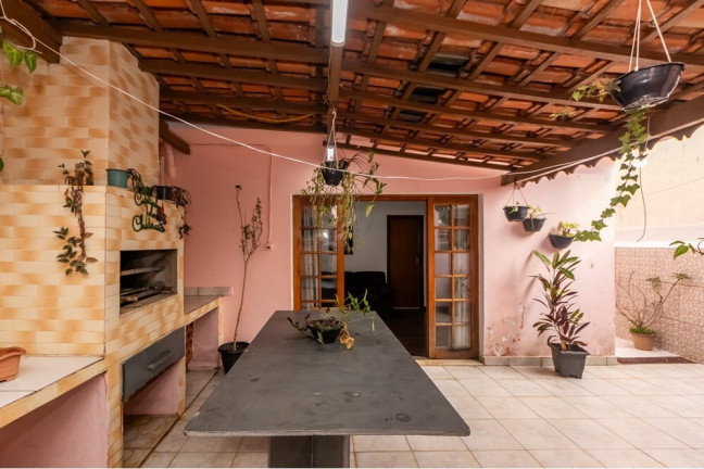 Imagem Casa com 5 Quartos à Venda, 230 m² em Vila Marari - São Paulo Imagem Casa com 5 Quartos à Venda, 230 m² em Vila Marari - São Paulo