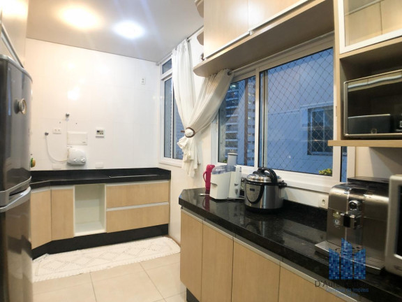Imagem Apartamento com 3 Quartos à Venda, 203 m² em Aclimação - São Paulo