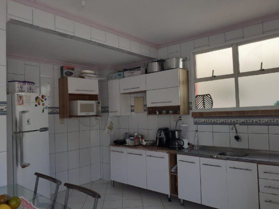 Imagem Casa com 4 Quartos à Venda, 242 m² em Abrantes - Camaçari Imagem Casa com 4 Quartos à Venda, 242 m² em Abrantes - Camaçari