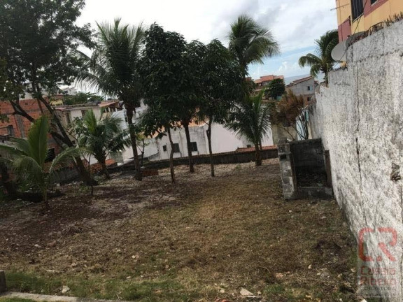Imagem Casa com 3 Quartos à Venda, 1.174 m² em Itapuã - Salvador