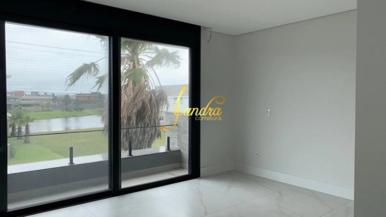 Imagem Casa de Condomínio com 4 Quartos à Venda, 270 m² em Remanso - Xangri-la Imagem Casa de Condomínio com 4 Quartos à Venda, 270 m² em Remanso - Xangri-la