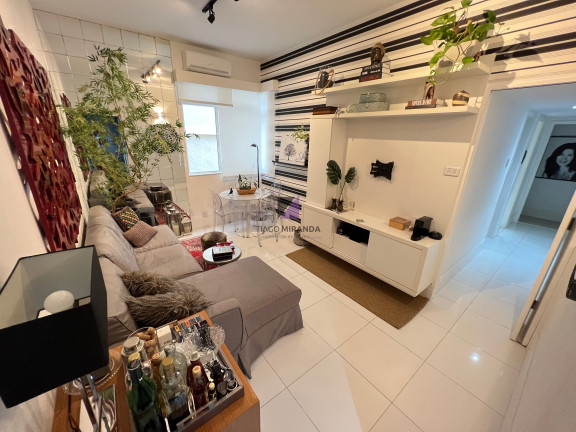 Imagem Imóvel com 2 Quartos à Venda, 64 m² em Tijuca - Rio De Janeiro Imagem Imóvel com 2 Quartos à Venda, 64 m² em Tijuca - Rio De Janeiro