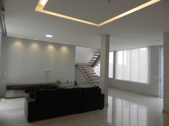Imagem Casa com 3 Quartos à Venda, 280 m² em Guará I - Guará Imagem Casa com 3 Quartos à Venda, 280 m² em Guará I - Guará