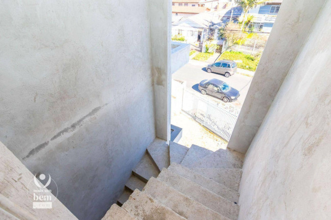 Imagem Sobrado com 3 Quartos à Venda, 133 m² em Capão Raso - Curitiba