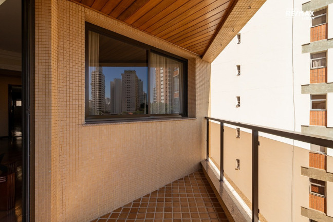 Imagem Apartamento com 4 Quartos à Venda, 250 m² em Aclimação - São Paulo