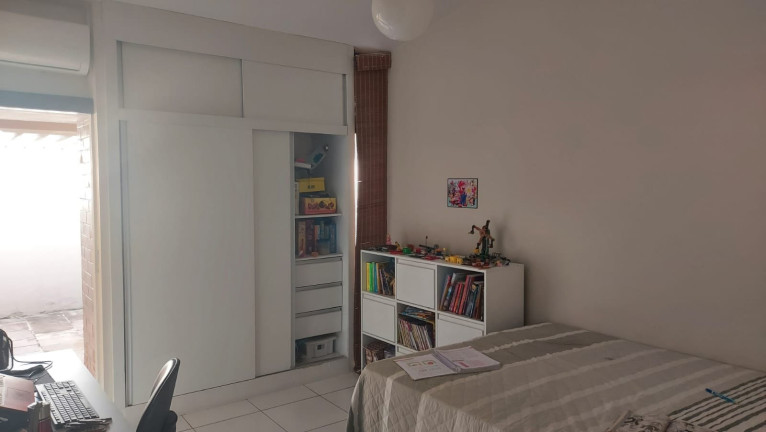 Imagem Casa com 4 Quartos à Venda, 239 m² em Piedade - Jaboatão Dos Guararapes Imagem Casa com 4 Quartos à Venda, 239 m² em Piedade - Jaboatão Dos Guararapes