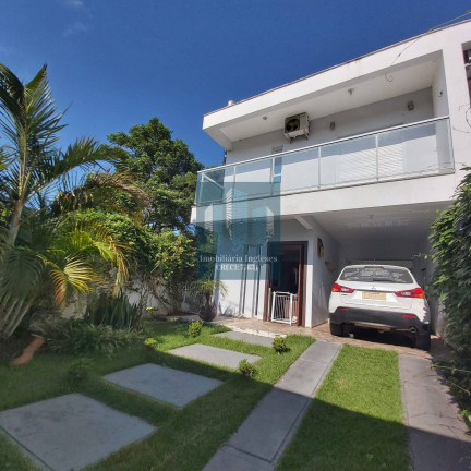Imagem Casa com 3 Quartos à Venda, 200 m² em São João Do Rio Vermelho - Florianópolis Imagem Casa com 3 Quartos à Venda, 200 m² em São João Do Rio Vermelho - Florianópolis