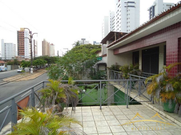 Imagem Casa com 4 Quartos à Venda, 300 m² em Lagoa Nova - Natal