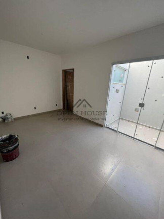 Casa com 3 Quartos à Venda, 125 m² em Residencial Lívia - Botucatu