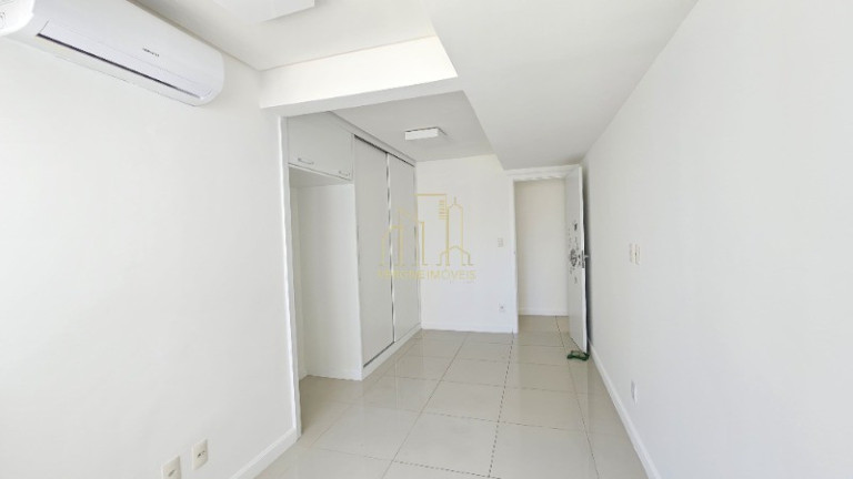 Imagem Imóvel com 4 Quartos à Venda, 152 m² em Pituba - Salvador Imagem Imóvel com 4 Quartos à Venda, 152 m² em Pituba - Salvador