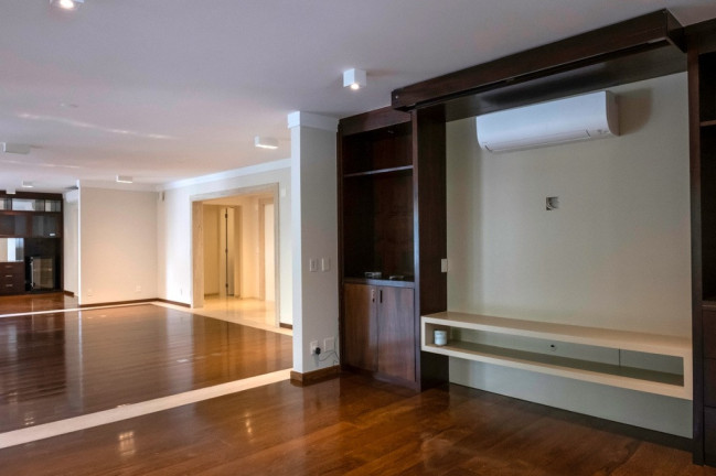 Imagem Apartamento com 3 Quartos à Venda, 306 m² em Jardim Paulistano - São Paulo