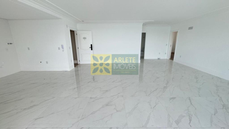 Imagem Apartamento com 4 Quartos à Venda, 180 m² em Meia Praia - Itapema Imagem Apartamento com 4 Quartos à Venda, 180 m² em Meia Praia - Itapema