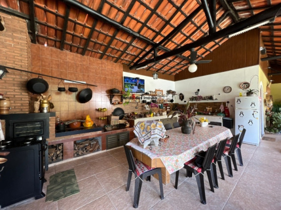 Imagem Chácara com 4 Quartos à Venda, 16.000 m² em Jundiaizinho (terra Preta) - Mairiporã
