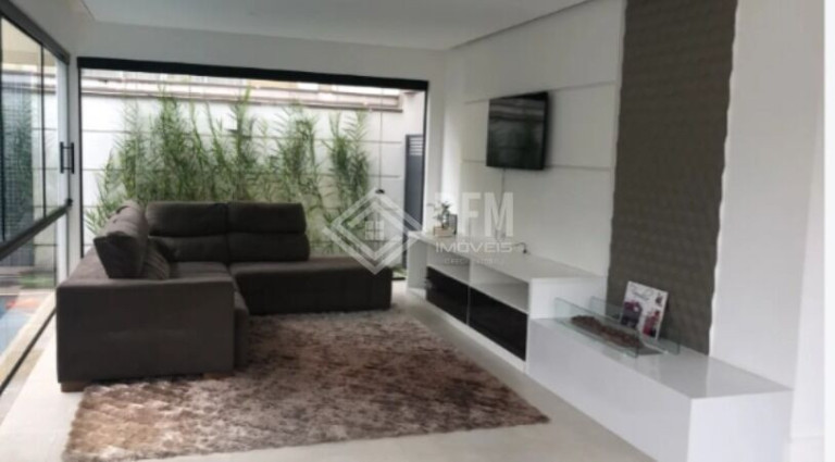 Imagem Casa com 3 Quartos para Alugar, 180 m² em Botujuru - Mogi Das Cruzes Imagem Casa com 3 Quartos para Alugar, 180 m² em Botujuru - Mogi Das Cruzes