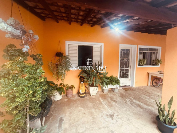 Imagem Casa com 3 Quartos à Venda, 250 m² em Centro - Joanópolis