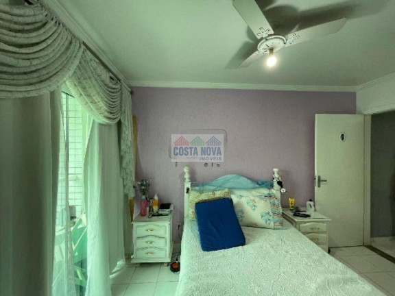 Imagem Casa com 3 Quartos à Venda, 208 m² Imagem Casa com 3 Quartos à Venda, 208 m²