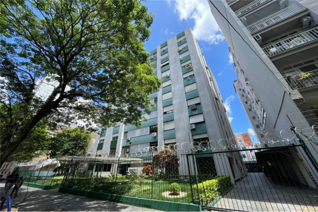 Imagem Imóvel com 3 Quartos à Venda, 92 m² em Santana - Porto Alegre Imagem Imóvel com 3 Quartos à Venda, 92 m² em Santana - Porto Alegre