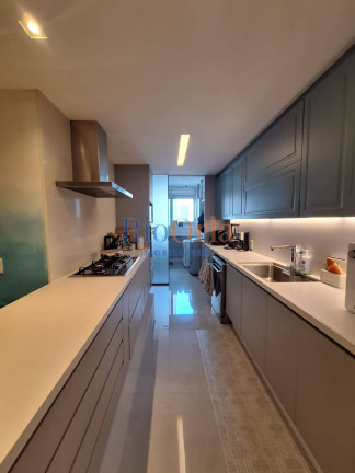 Imagem Apartamento com 4 Quartos à Venda, 300 m² em Barra Da Tijuca - Rio De Janeiro