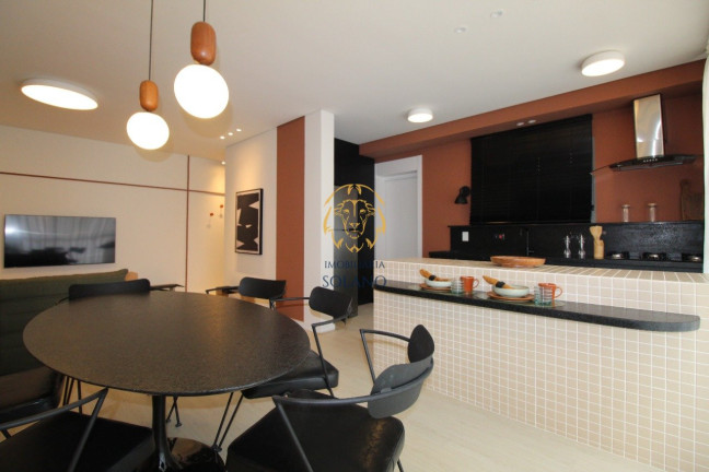 Apartamento com 3 Quartos à Venda, 188 m² em Centro - Curitiba