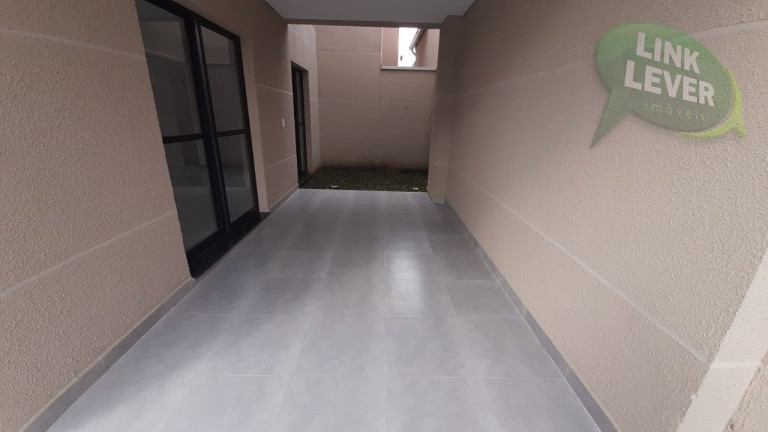 Imagem Sobrado com 3 Quartos à Venda, 100 m² em Santa Cândida - Curitiba