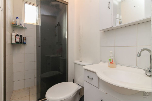 Imagem Imóvel com 2 Quartos à Venda, em Vila Nova - Porto Alegre Imagem Imóvel com 2 Quartos à Venda, em Vila Nova - Porto Alegre