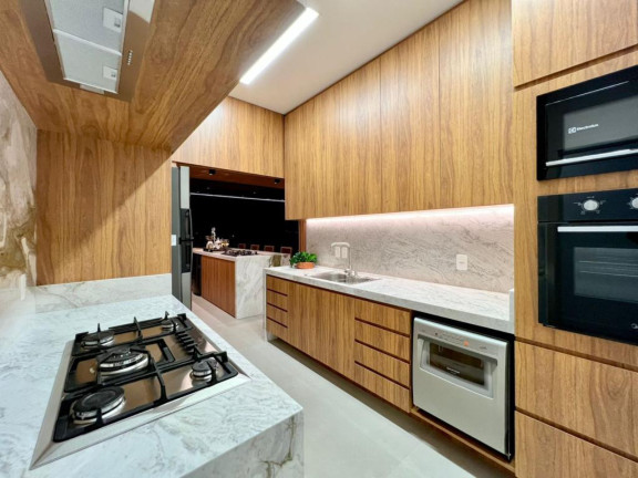 Imagem Casa com 5 Quartos à Venda, 386 m² em -- - Capao Da Canoa Imagem Casa com 5 Quartos à Venda, 386 m² em -- - Capao Da Canoa