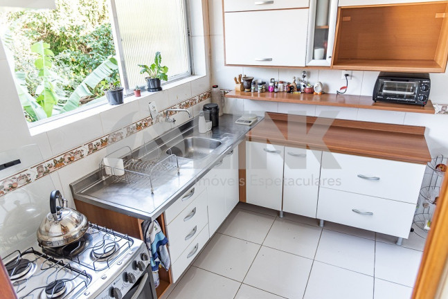 Imagem Imóvel com 2 Quartos à Venda, 111 m² em Santo Antônio - Porto Alegre