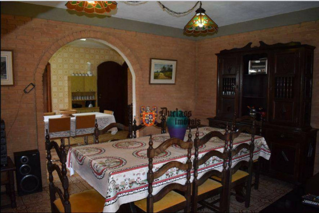 Imagem Chácara com 3 Quartos à Venda, 218 m² em Alto Da Boa Vista - Campos Do Jordão Imagem Chácara com 3 Quartos à Venda, 218 m² em Alto Da Boa Vista - Campos Do Jordão