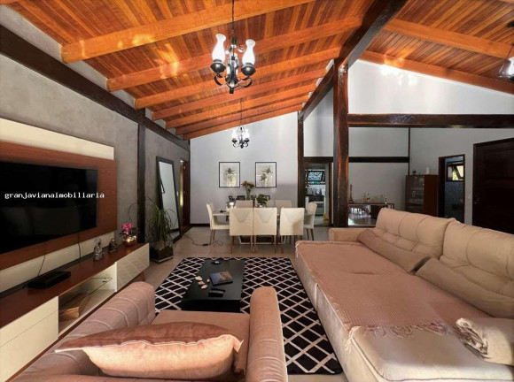 Imagem Casa à Venda, em Chácara Dos Lagos - Carapicuíba Imagem Casa à Venda, em Chácara Dos Lagos - Carapicuíba