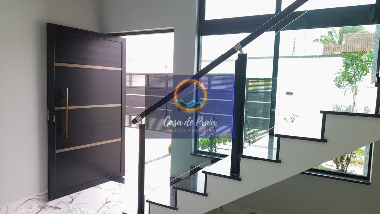 Imagem Sobrado com 4 Quartos à Venda, 210 m² em Estância São José - Peruíbe Imagem Sobrado com 4 Quartos à Venda, 210 m² em Estância São José - Peruíbe