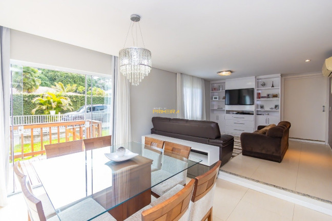 Imagem Casa com 5 Quartos à Venda, 4.850 m² em Augusta - Curitiba