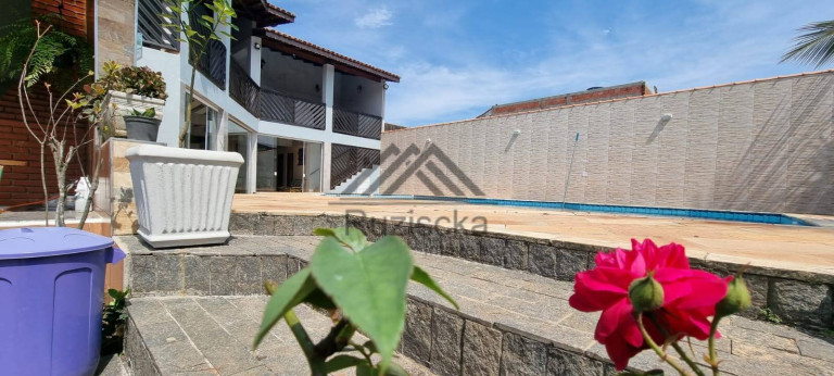 Imagem Casa com 6 Quartos à Venda, 500 m² em Jardim Corumbá - Itanhaém