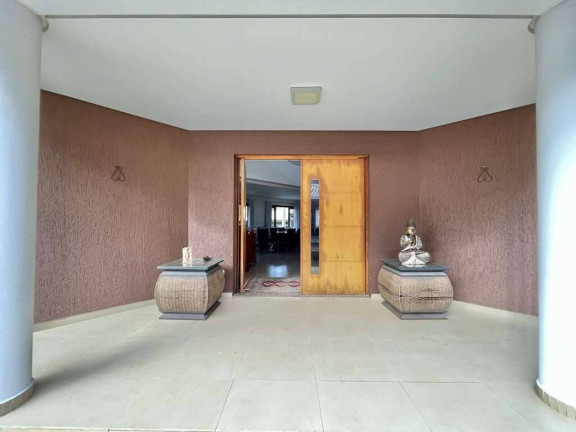 Imagem Casa com 5 Quartos à Venda, em Fazendinha - Chác. Sta. Lúcia - Carapicuíba Imagem Casa com 5 Quartos à Venda, em Fazendinha - Chác. Sta. Lúcia - Carapicuíba