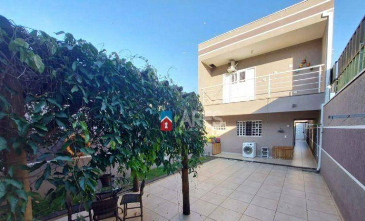 Imagem Casa com 3 Quartos à Venda, 202 m² em Parque Novo Mundo - Americana Imagem Casa com 3 Quartos à Venda, 202 m² em Parque Novo Mundo - Americana