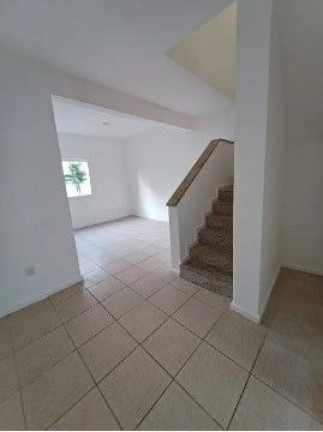 Imagem Casa com 3 Quartos à Venda, 110 m² em Serra Grande - Niterói Imagem Casa com 3 Quartos à Venda, 110 m² em Serra Grande - Niterói