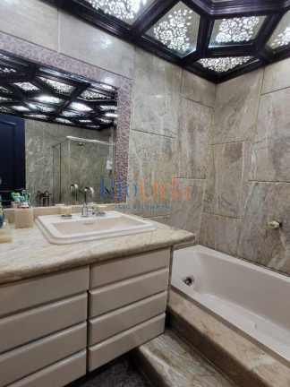 Imagem Apartamento com 4 Quartos à Venda, 300 m² em Barra Da Tijuca - Rio De Janeiro