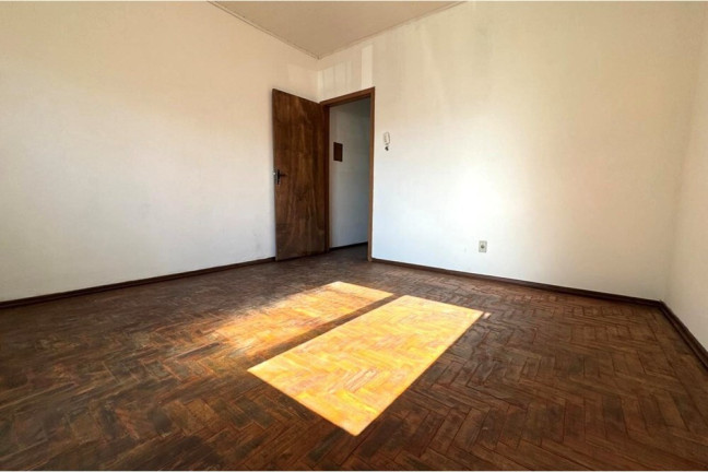 Imagem Casa com 3 Quartos à Venda, 192 m² em Sarandi - Porto Alegre Imagem Casa com 3 Quartos à Venda, 192 m² em Sarandi - Porto Alegre
