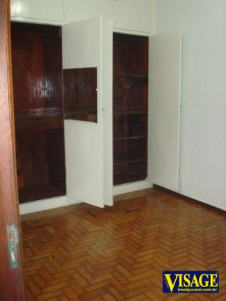 Imagem Casa com 2 Quartos à Venda, 500 m² em Centro - Jacareí Imagem Casa com 2 Quartos à Venda, 500 m² em Centro - Jacareí