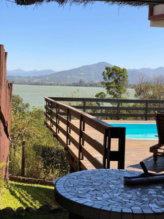 Imagem Casa com 3 Quartos à Venda, 235 m² em Ibiraquera - Imbituba Imagem Casa com 3 Quartos à Venda, 235 m² em Ibiraquera - Imbituba