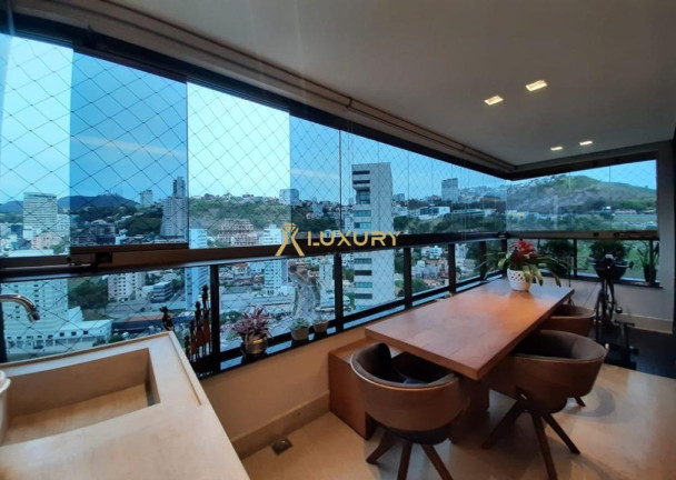 Imagem Imóvel com 4 Quartos à Venda, 175 m² em Santa Lúcia - Belo Horizonte Imagem Imóvel com 4 Quartos à Venda, 175 m² em Santa Lúcia - Belo Horizonte