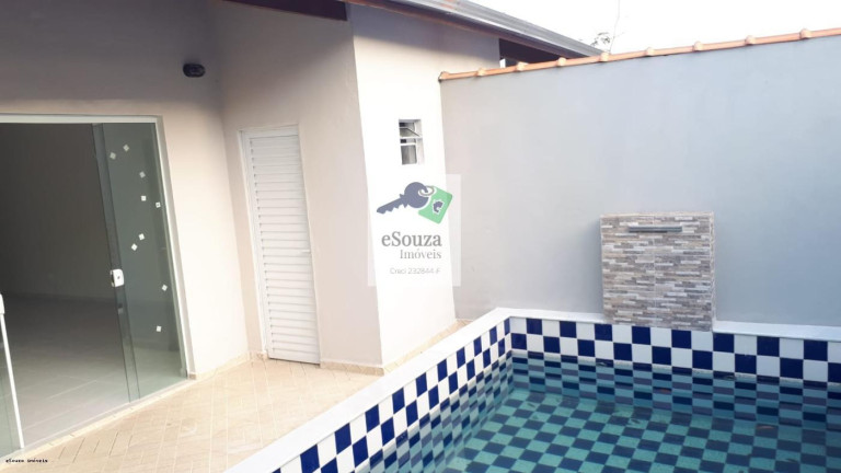 Imagem Casa com 2 Quartos à Venda, 70 m² em Itanhaém Imagem Casa com 2 Quartos à Venda, 70 m² em Itanhaém