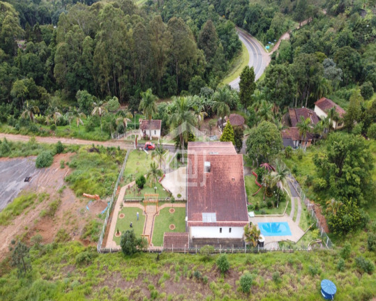 Imagem Imóvel com 4 Quartos à Venda, 5.000 m² em Morada Dos Pássaros - Poços De Caldas Imagem Imóvel com 4 Quartos à Venda, 5.000 m² em Morada Dos Pássaros - Poços De Caldas