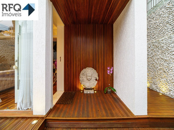 Imagem Casa com 3 Quartos à Venda, 520 m² em Pacaembu - São Paulo Imagem Casa com 3 Quartos à Venda, 520 m² em Pacaembu - São Paulo
