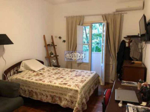 Imagem Imóvel com 4 Quartos à Venda, 307 m² em Laranjeiras - Rio De Janeiro Imagem Imóvel com 4 Quartos à Venda, 307 m² em Laranjeiras - Rio De Janeiro