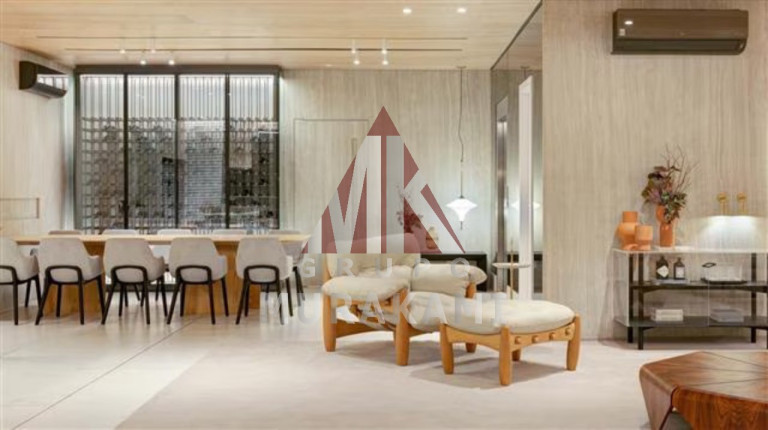 Imagem Imóvel com 4 Quartos à Venda, 250 m² em Zona 01 - Maringá Imagem Imóvel com 4 Quartos à Venda, 250 m² em Zona 01 - Maringá