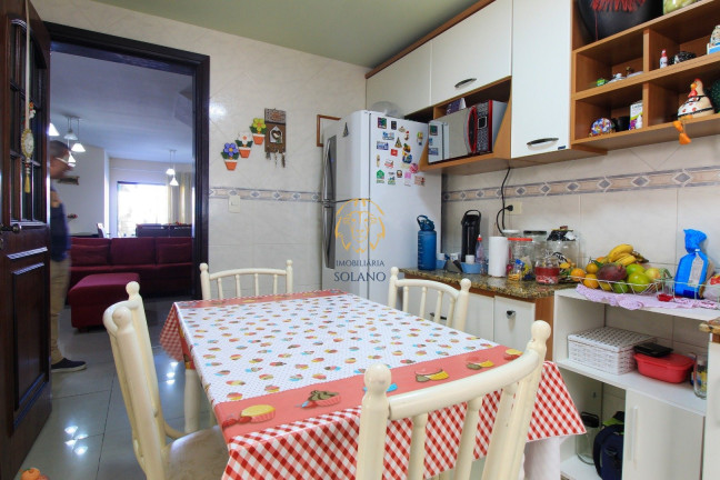 Imagem Sobrado com 3 Quartos à Venda, 280 m² em Guabirotuba - Curitiba Imagem Sobrado com 3 Quartos à Venda, 280 m² em Guabirotuba - Curitiba