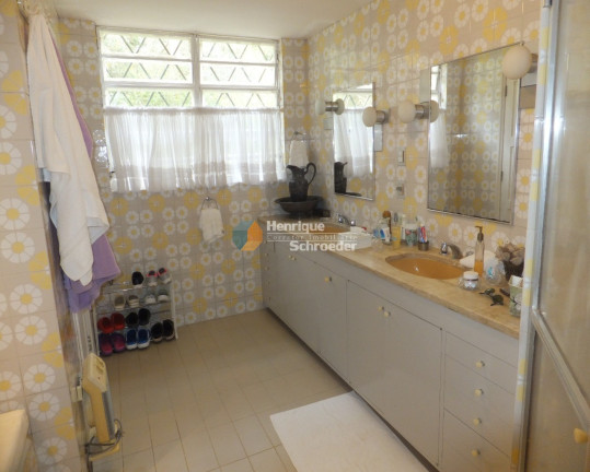 Imagem Casa com 4 Quartos à Venda, 3.000 m² em Quebra Frascos - Teresópolis Imagem Casa com 4 Quartos à Venda, 3.000 m² em Quebra Frascos - Teresópolis