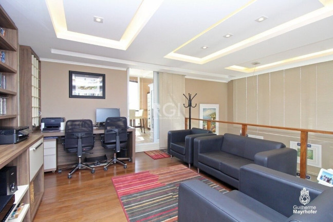 Imagem Cobertura com 1 Quarto à Venda, 150 m² em São João - Porto Alegre Imagem Cobertura com 1 Quarto à Venda, 150 m² em São João - Porto Alegre