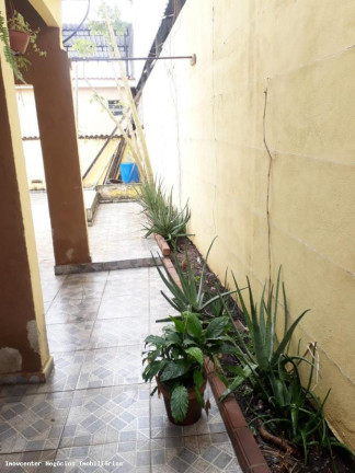 Imagem Casa com 3 Quartos à Venda, 110 m² em Ramos - Rio De Janeiro Imagem Casa com 3 Quartos à Venda, 110 m² em Ramos - Rio De Janeiro