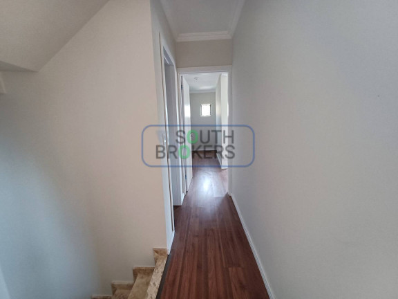 Imagem Casa com 3 Quartos à Venda, 120 m² em Uberaba - Curitiba